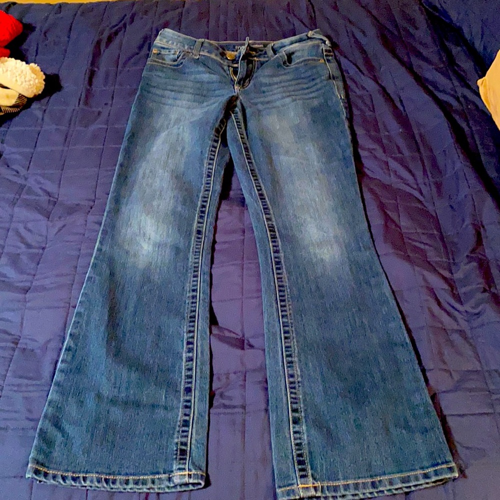 Maurices Straight Leg Jeans Size 4 Dark Wash